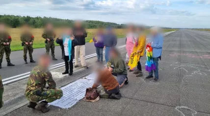 The Koninklijke Marechaussee arrested ten activists at a protest against nuclear weapons at Volkel Airbase, 8 August 2023