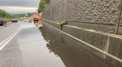 Water on the A2 near the Kruisdonk junction after heavy rainfall, 25 August 2023