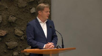 Pieter Omtzigt speaking in the Tweede Kamer during a debate on the fall of Mark Rutte's fourth Cabinet. 10 July 2023