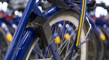 Smart lock on an NS public transport bicycle