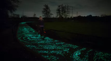 The Van Gogh Path in 2014, an illuminated bike path between Eindhoven and Nuenen in Noord-Brabant, was conceived by Studio Roosegaarde and constructed by Heijmans N.V.