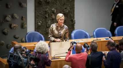 Outgoing Minister of Finance Sigrid Kaag presenting the 2024 Dutch budget in the Prinsjesdag briefcase. September 19, 2023