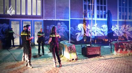 Police at the scene where a man was fatally beaten with a concrete tile in Amsterdam-Noord, in the early hours of August 27.