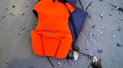 Life jacket found by beachcomber Maarten Brugge in Texel on October 5, 2023.