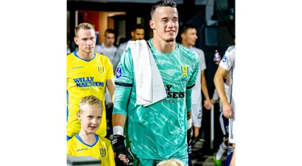 Etienne Vaessen, goalkeeper for RKC Waalwijk, before the start of a match against Ajax in which he collapsed on the field. 30 September 2023