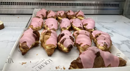 Crompouces at bakery Lourens in Amsterdam. 25 October 2023.