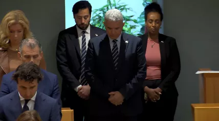 Members of Parliament observe a minute of silence in the presence of Israeli Ambassador Modi Ephraim. October 11, 2023. 