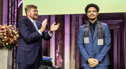 King Willem-Alexander awards the 2023 Erasmus Prize to comedian Trevor Noah at the Royal Palace in Amsterdam. 28 November 2023.
