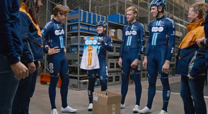 PostNL to sponsor cycling team DSM-Firmenich from 2024