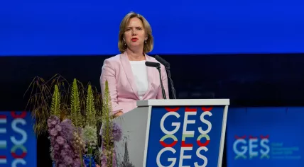 Cora van Nieuwenhuizen speaking at the 2019 Global Entrepreneurship Summit while serving as a Cabinet minister. June 4, 2019