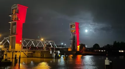 The storm surge barrier along the Hollandsche IJssel was closed to prevent flooding due to Storm Pia. 21 December 2023