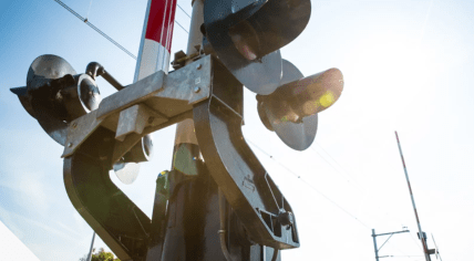 A traffic light at a railway crossing