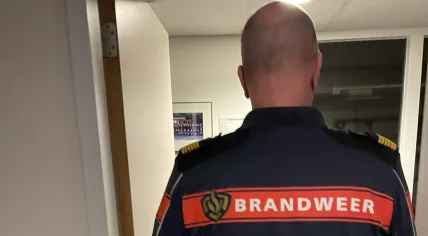 A Haaglanden firefighter in a firehouse on New Year's Eve. 31 December 2023