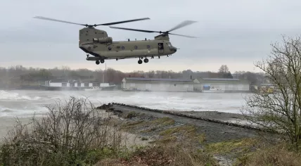 The Dutch military used Chinook helicopters to help plug a dam in Maastricht. 6 January 2024