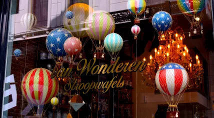 Storefront of Van Wonderen Stroopwafels in Amsterdam, 18 June 2022