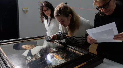  Condition check De lachende cavalier from The Wallace Collection, London 
