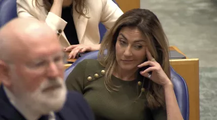 Dilan Yesilgoz reacting to Esther Ouwehands (PvdD) who was asking critical questions about the VVD during a parliamentary debate on the stalled Cabinet formation talks, 14 February 2024