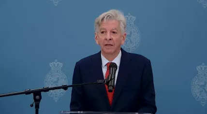 Ronald Plasterk speaking at a press conference after his first appointment to lead Cabinet formation talks after the General Election. 28 November 2023