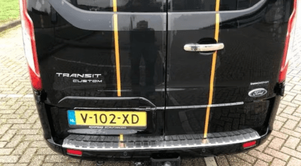 The police are looking for this van in connection with the abduction of a 71-year-old man from Zoutziederstraat in Rotterdam on 25 January 2024