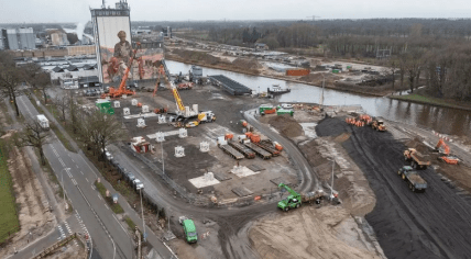 Construction site for the Nettelhorster Bridge on the Goorseweg (N346) over the Twente Canal in Lochem, February 2024