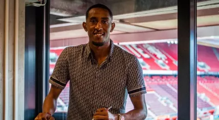 Joshua Brenet signing his contract extension for FC Twente. 11 July 2022.