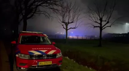 Fire department at a fire on a pig farm in Boekel, 25 March 2024