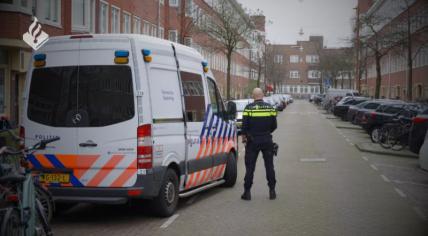 Officers in the James Cookstraat 