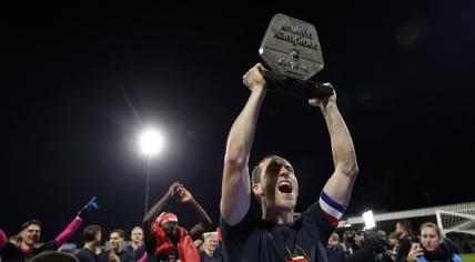 Freek Heerkens of Willem II celebrates promotion to the Eredivisie after the KKD match between FC Dordrecht and Willem II at the M-Scores stadium on May 3, 2024 in Dordrecht, the Netherlands.