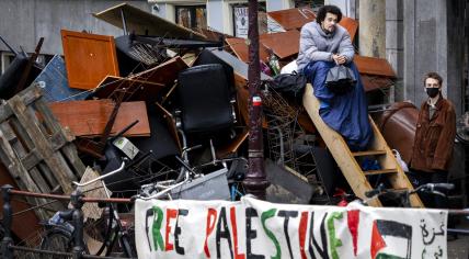 Pro-Palestinian protesters spent the night on Amsterdam University's Binnengasthuis location, 8 May 2024