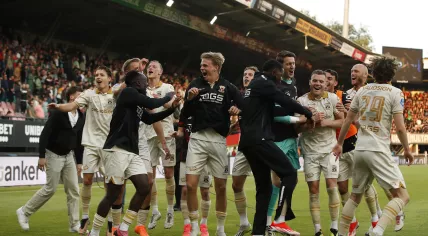 Go Ahead Eagles celebrate the victory during the semi-final play-offs for European football between NEC and Go Ahead Eagles in De Goffert on May 23, 2024 in Nijmegen, Netherlands.
