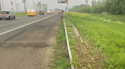 Workers cleaning up the A6 at Almere-Oostvaarders and repairing the guardrail after an accident involving a tanker truck. 3 May 2024