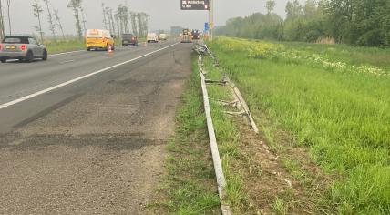 Workers cleaning up the A6 at Almere-Oostvaarders and repairing the guardrail after an accident involving a tanker truck. 3 May 2024