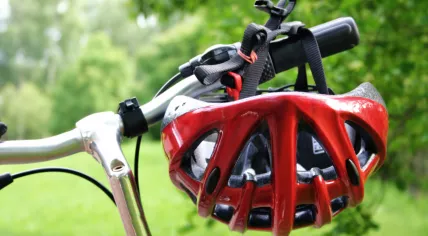 Bicycle helmet