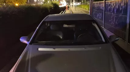 A drunk driver was arrested after a car was steered down Rotterdam Metro tracks for about 500 meters. 31 May 2024