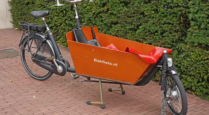 A Bakfiets.nl cargo bike