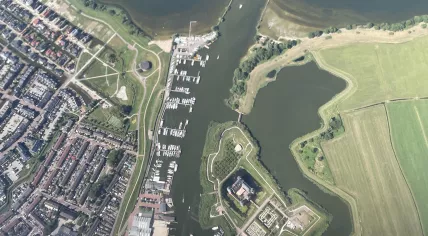  The sun shines over the Muiderslot, Muiden, Weesp, and the IJmeer in Noord-Holland. 11 August 2024
