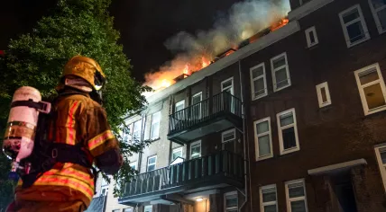 Firefighters fighting a fire in an apartment building on Allard Piersonstraat in Rotterdam's Delfshaven neighborhood, 10 September 2024