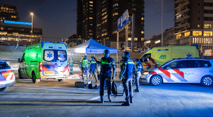 Emergency services at a knife attack at the Erasmus Bridge in Rotterdam. A man stabbed two people, killing one and severely hurting the other. 19 September 2024