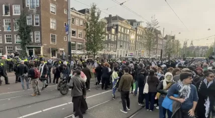 Protestors demonstrate in Amsterdam in favor of Palestinians one year after Hamas orchestrated a kidnapping and assault on Israeli civilians near the Gaza Strip border. 7 October 2024