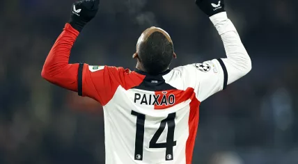 Igor Paixao of Feyenoord celebrates the 4-2 victory after the UEFA Champions League match between Feyenoord Rotterdam and AC Sparta Prague at Feyenoord Stadion de Kuip on December 11, 2024 in Rotterdam, Netherlands