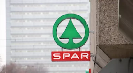 Spar next to the Den Haag Centraal station