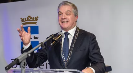 Diemen Mayor Erik Boog speaking out against the national political discourse promoting division and anger instead of unity and progress. 8 January 2025