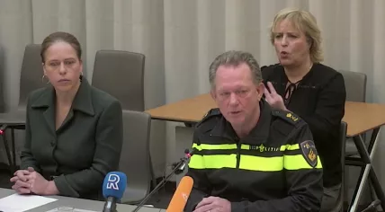 Rotterdam Police Chief Fred Westerbeke, Mayor Carola Schouten, and Chief Prosecutor Hugo Hillenaar discuss the arrest of a man who shot and killed three people at random in the IJsselmonde District. 3 January 2025