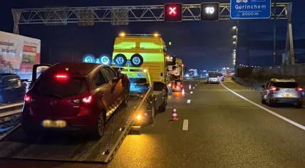 An accident on the A15 between Hardinxveld-Giessendam and Gorinchem caused up to 80 minutes of delays during the morning rush hour on 13 January 2025