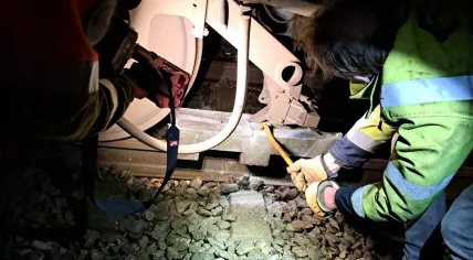 Image of cement block under a train by the Heerenveen IJsstadion, January 28, 2025.