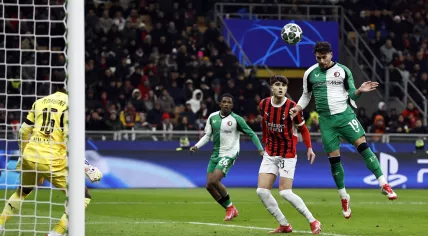 Julian Carranza of Feyenoord scores the 1-1 during the UEFA Champions League play-off match between AC Milan and Feyenoord at San Siro Stadium on February 18, 2025 in Milan, Italy.