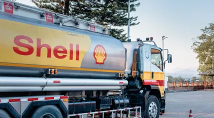 A Shell fuel tanker truck