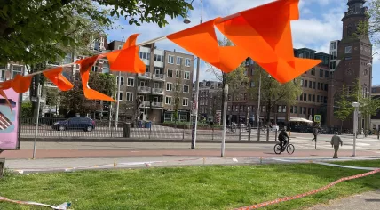 King's Day decorations going up in Amsterdam, 25 April 2025