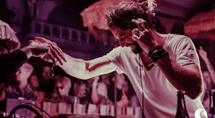 Rotterdam DJ Eelke Kleijn during a March 2025 performance