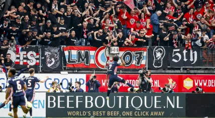 Malik Tillman of PSV Eindhoven celebrates the 1-3 during the Dutch Eredivisie match between Sparta Rotterdam and PSV at Sparta Stadion Het Kasteel on May 18, 2025 in Rotterdam, Netherlands
